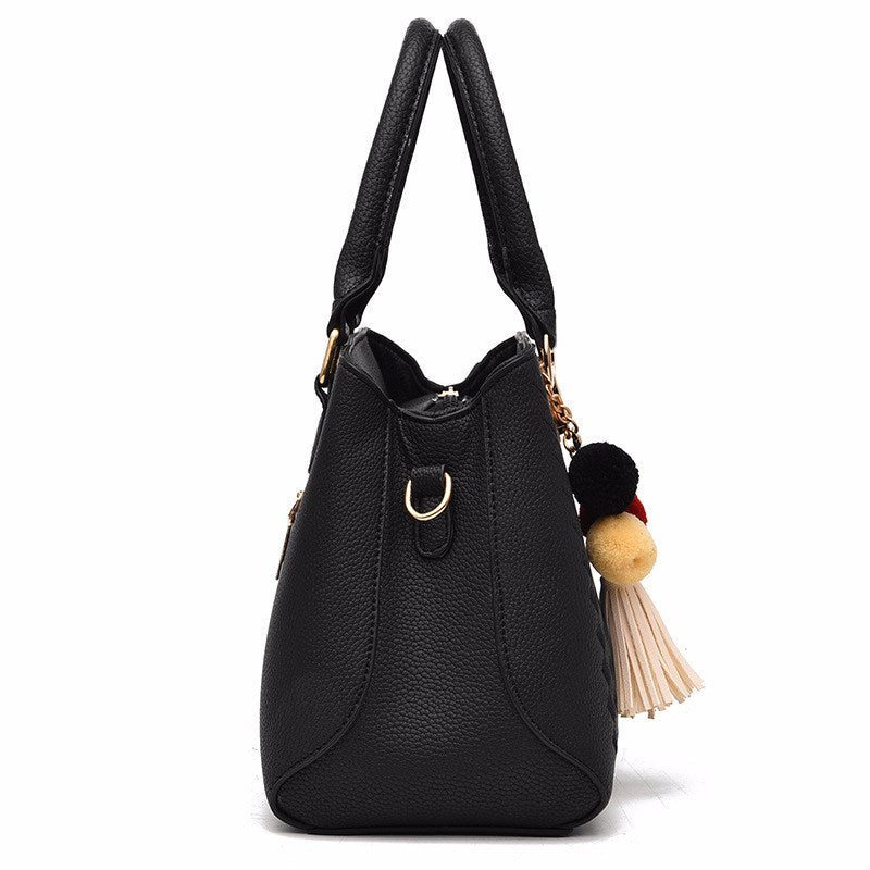 Ladies Hand Bag, Luxurious look, real tool for Women!