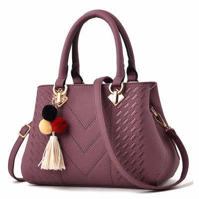 Ladies Hand Bag, Luxurious look, real tool for Women!