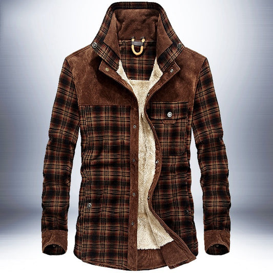 Men's winter type jacket, with fleece and cotton.