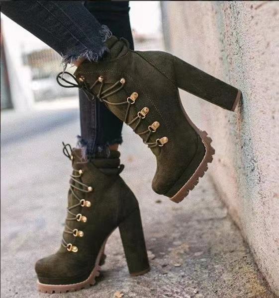 Women's High heeled good looking boots